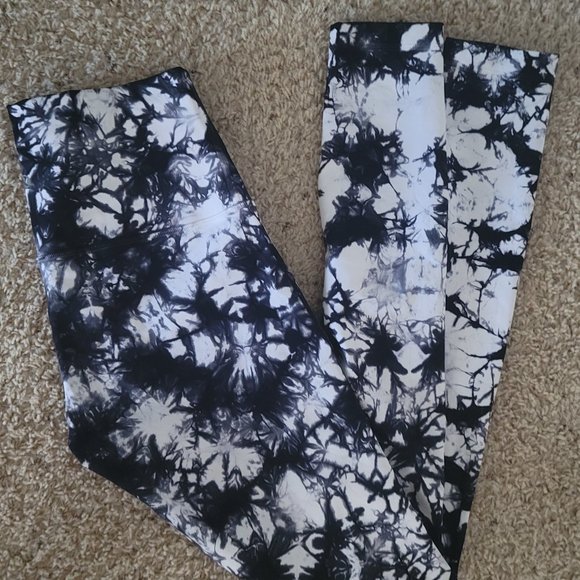 Lululemon Shibori wunder under - Picture 2 of 2